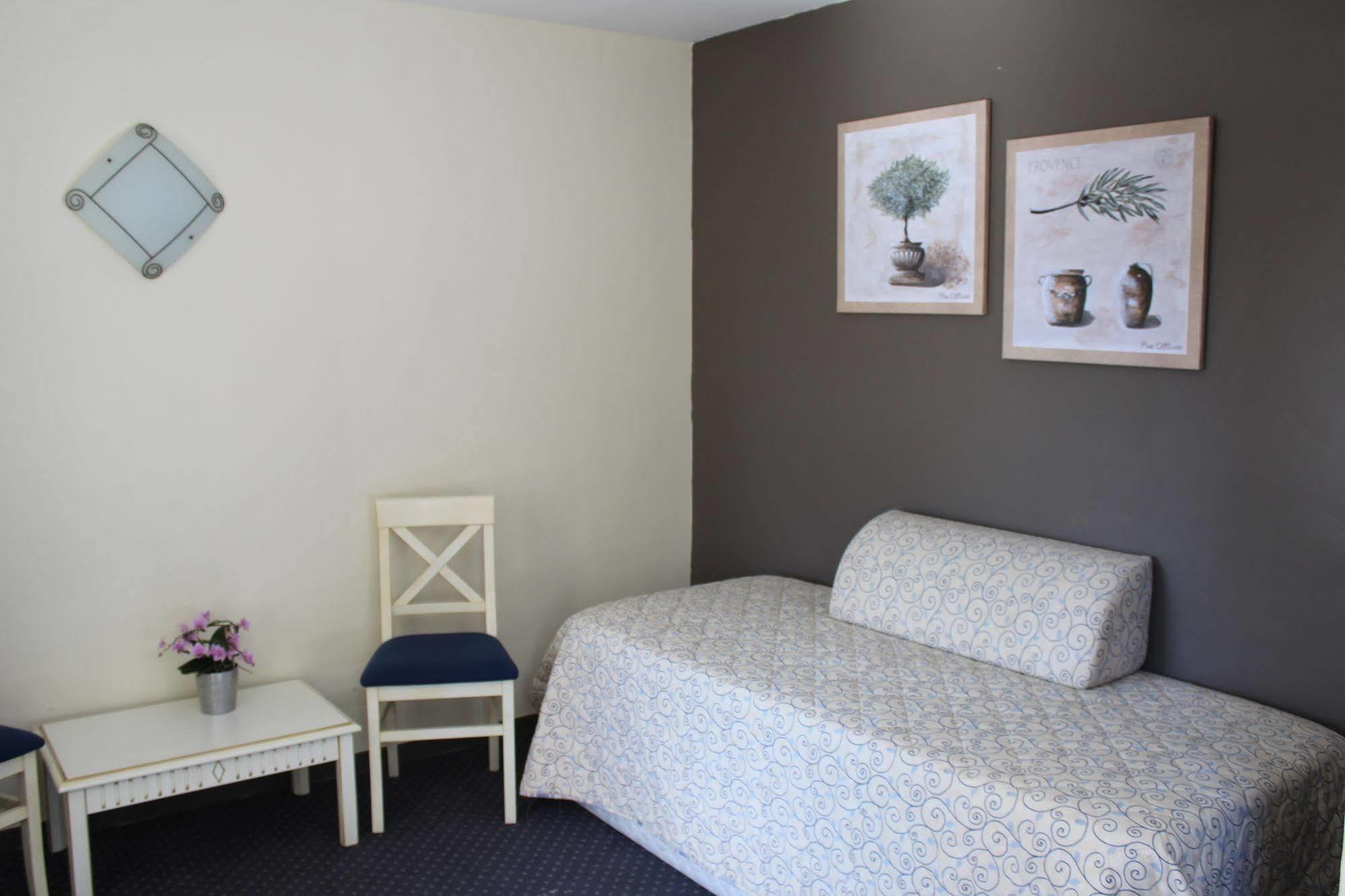 Du Colombier Hotel 3*
